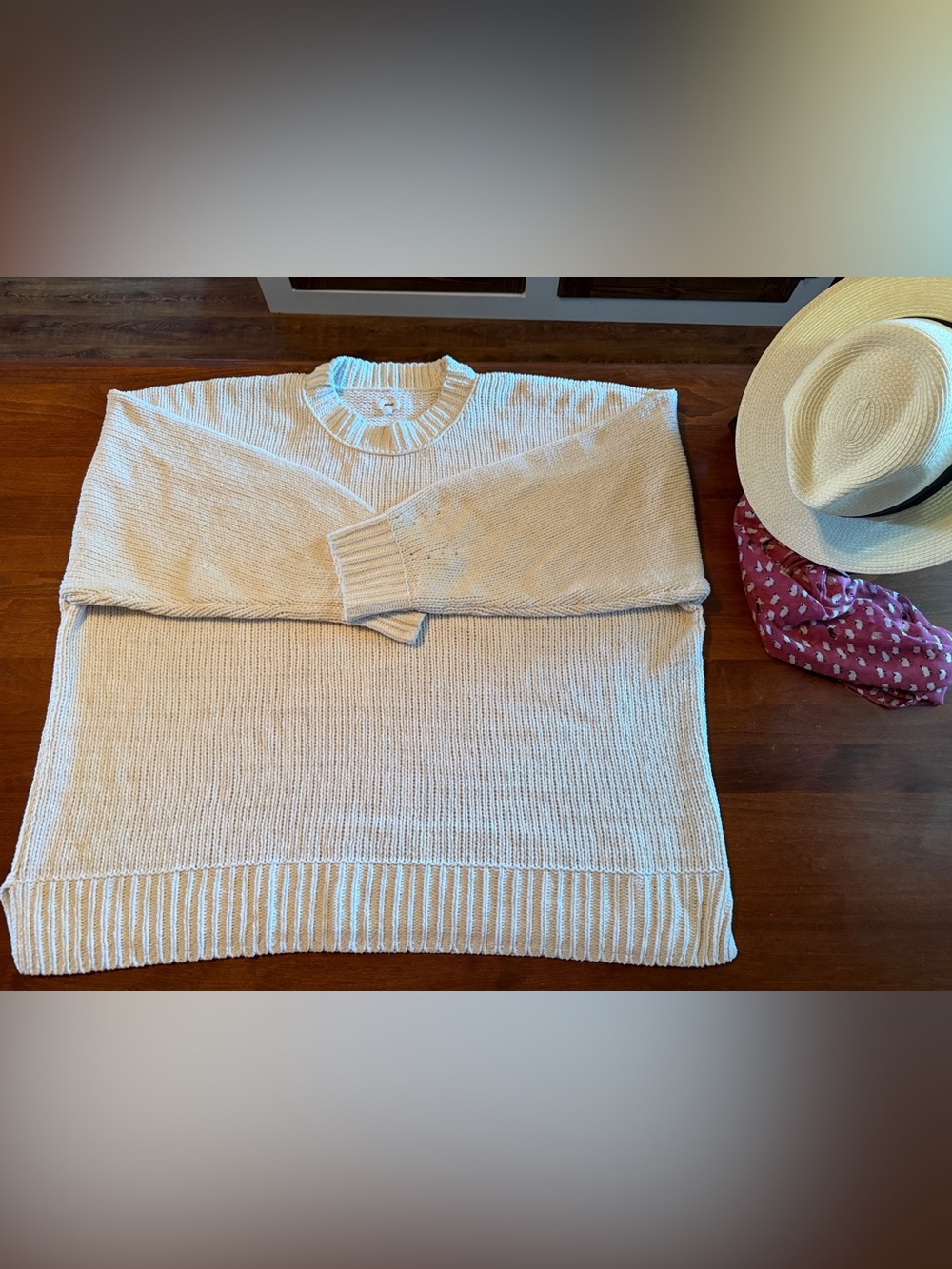 Aerie Women’s Oversized Sweater - Cream